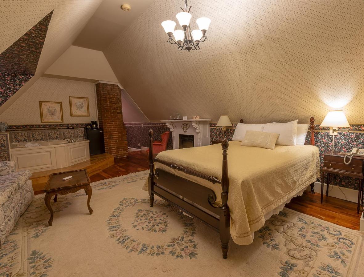 St. Martins Country Inn & Vaughan'S Restaurant ภายนอก รูปภาพ